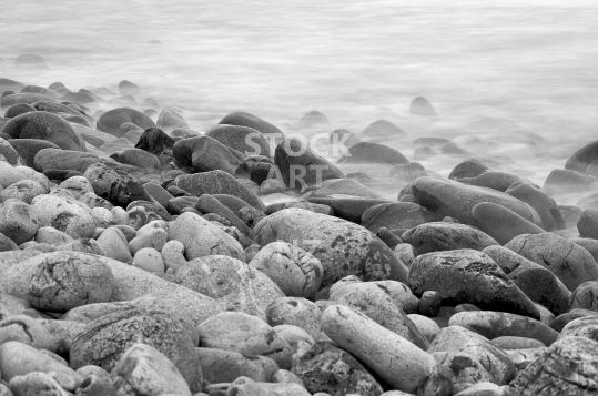 Black & white photography - Nelson_qt_s boulder bank