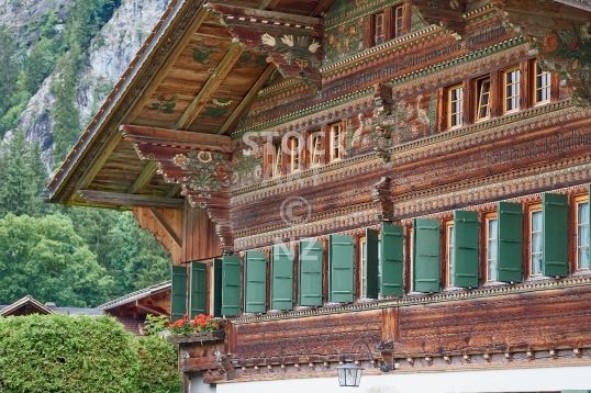 Simmentaler Hausweg Chalets Stock-Fotos