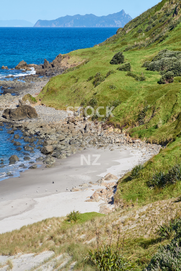 Ocean Beach in Whangarei - view to the Hen and Chicken islands - Fresh green and blue New Zealand landscape