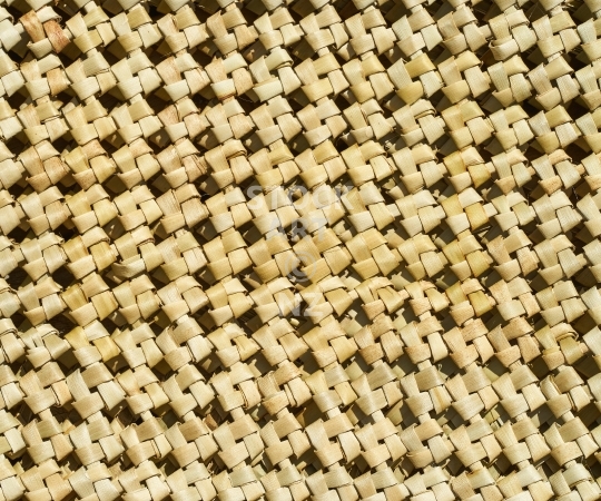 Splashback photo: Windmill knot flax weaving