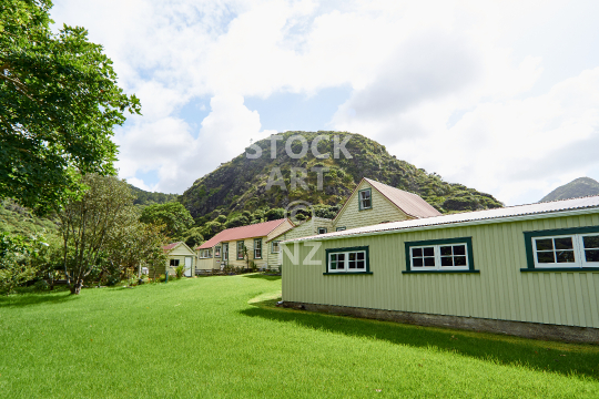 Whatipu Lodge and Campground - Old historic buildings and camping site at the mouth of Manukau Harbour, on the spectacular Waitakere Ranges west coast